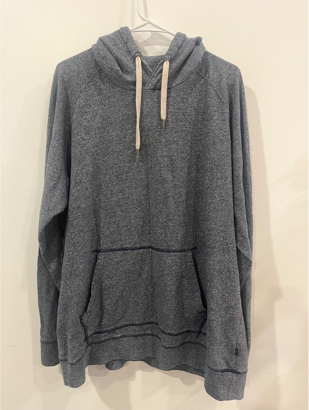 American Eagle gray pullover hoodie